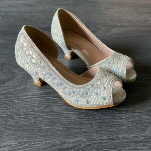 Girls dress heels